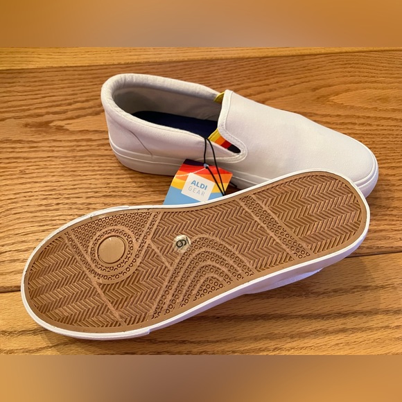 Canvas Slip-Ons ALDI Gear - Picture 8 of 12